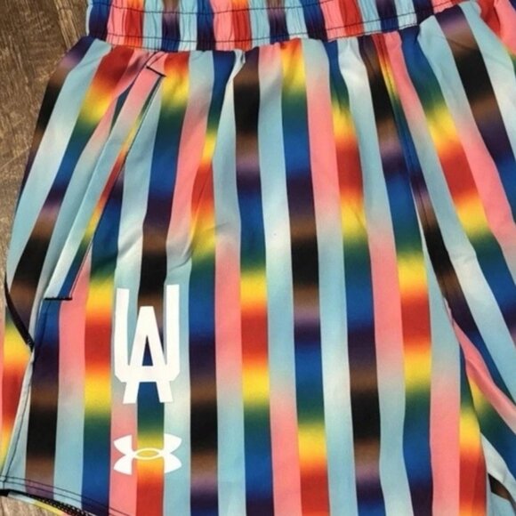 NWT Under Armour Vanish Pride Shorts Women's XS Rainbow Striped UPF-40 - Picture 2 of 5